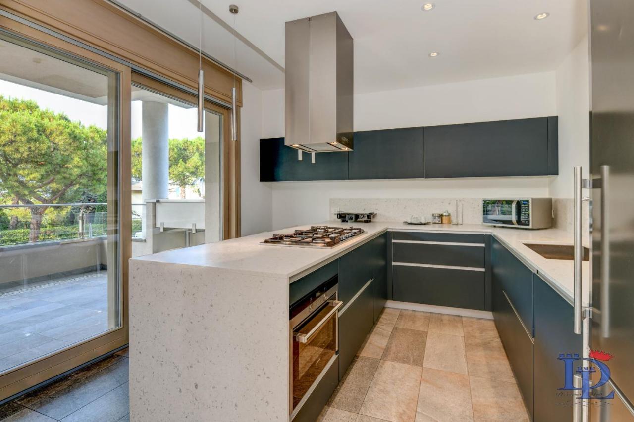 Desenzanoloft Official Partner Marriott Homes & Villas - Oscar Luxury Suite デセンツァーノ・デル・ガルダ エクステリア 写真